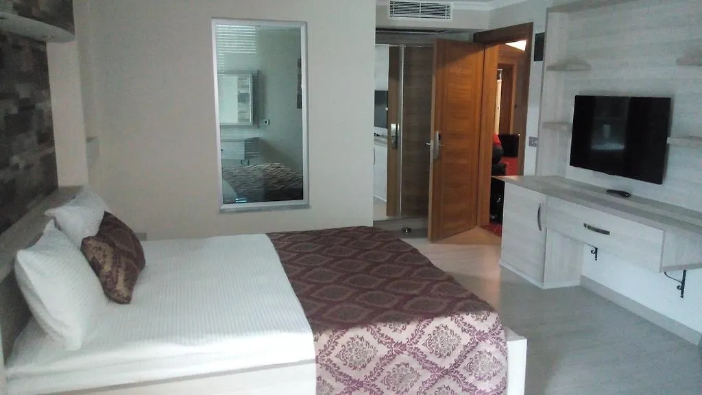 Rey Manes Hotel Salihli 4*,